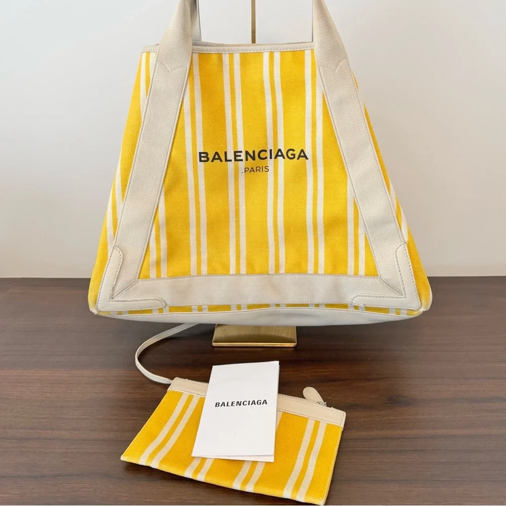 ✨ Balenciaga Paris Yellow Striped Canvas Tote w/ Pouch ✨ - Picture 3 of 16